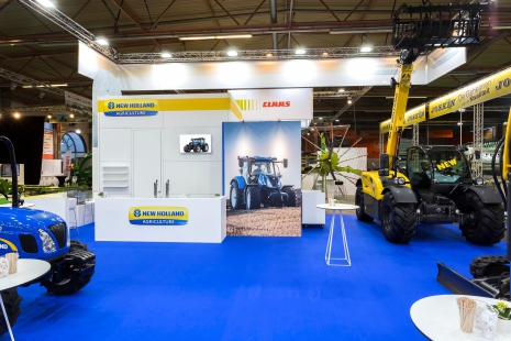 stand New Holland